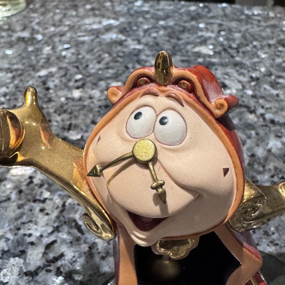 🕰️ Rare Vintage Disney Cogsworth Clock Figurine from the Disney Collection 🕰️ - Picture 5 of 16